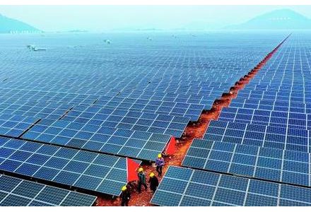 自強脫貧 重度肢體殘疾人在家開展光伏發電項目