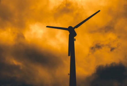 “缺電”不應(yīng)被引申為新舊能源的矛盾