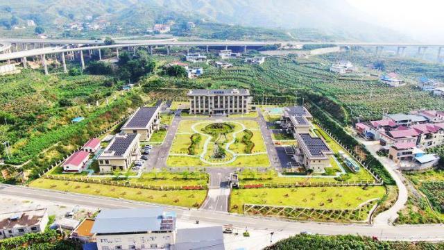 全國首個“交通全場景友好型”分布式光儲項目在四川成功并網運行