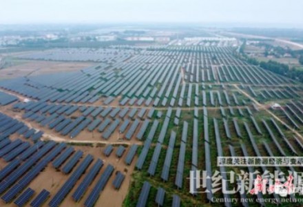 山東能源集團首個陸上集中式大型光伏發電項目在靈臺成功并網