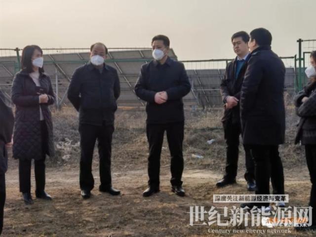山西絳縣副縣長申東明督導調研光伏發電項目建設情況