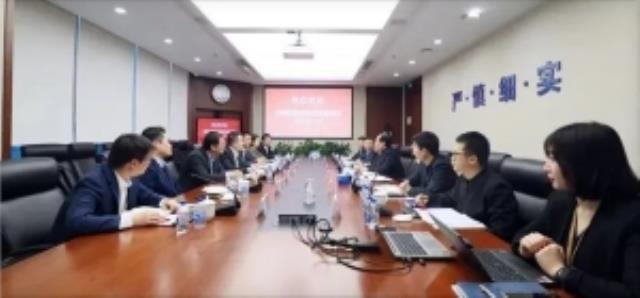 張志武會見隆基綠能中國地區(qū)部總裁劉玉璽