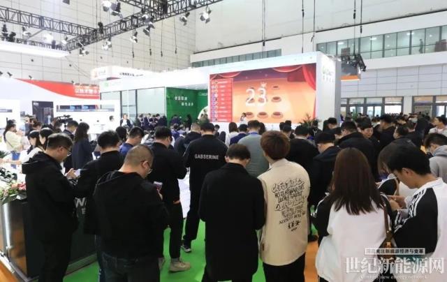 古瑞瓦特工商業光伏逆變器新品于濟南展正式發布