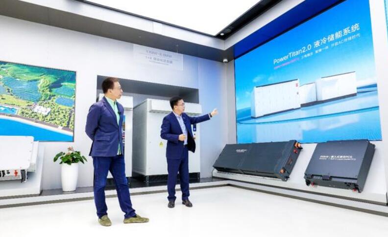 《張朝陽的物理課》走進陽光電源
