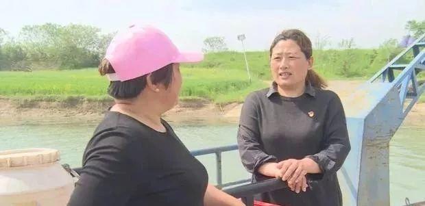 【權威報道】村主任帶領村民建光伏增收10萬元，表示還要再擴建！