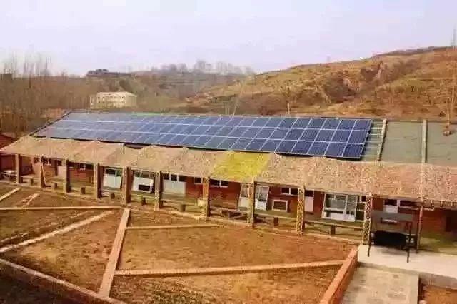 【權威報道】村主任帶領村民建光伏增收10萬元，表示還要再擴建！