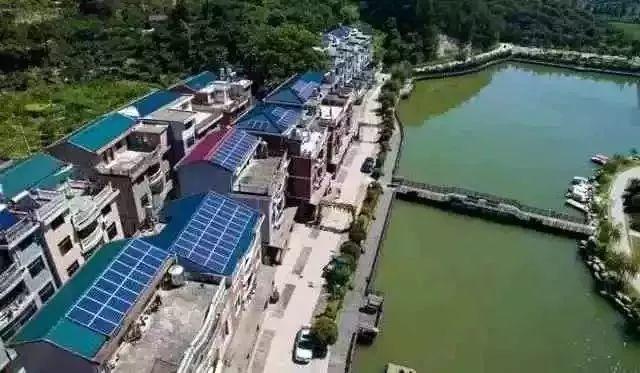 【權威報道】村主任帶領村民建光伏增收10萬元，表示還要再擴建！
