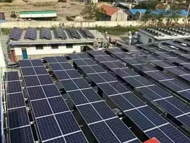 【權威報道】村主任帶領村民建光伏增收10萬元，表示還要再擴建！