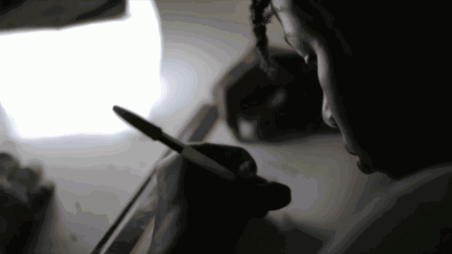 高能 | 她用一盞折疊太陽能燈，解決了幾千萬人的照明問題