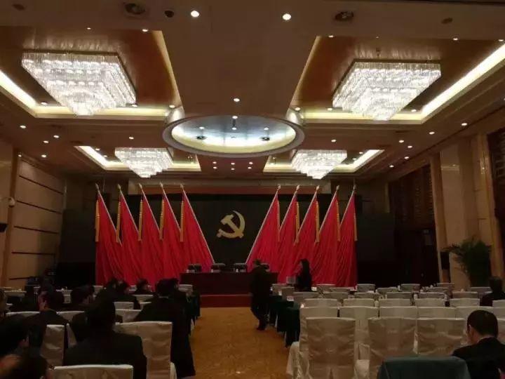 國家能源投資集團公布人事任命:喬保平任董事長、黨組書記 凌文任總經(jīng)理 國家能源投資集團公布人事任命:喬保平任董事長、黨組書記 凌文任總經(jīng)理