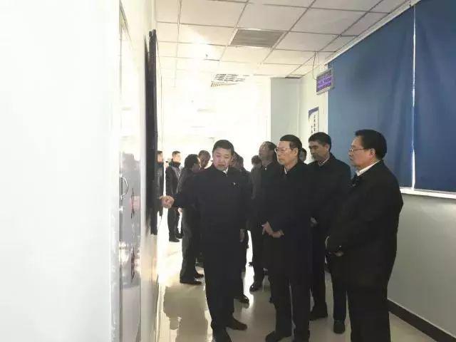 央視 | 光伏發電再登新聞聯播，張高麗副總理點贊光伏產業發展！