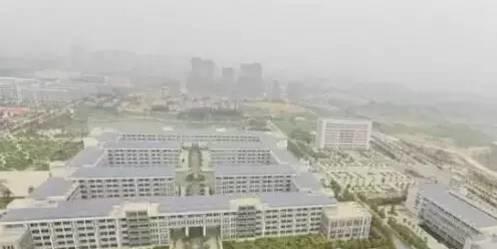 涵蓋大中小學數十所 光伏發電走進校園 集環保、發電、裝飾于一體