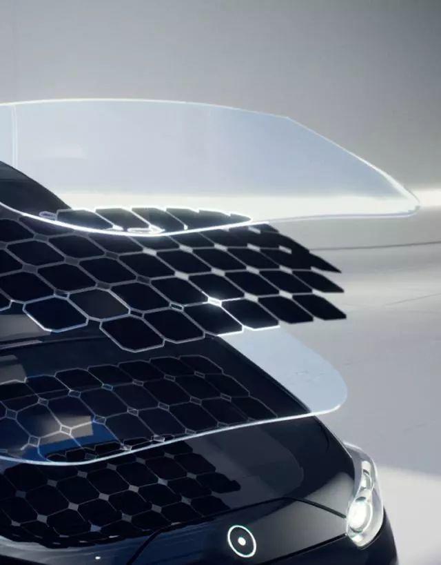 世界第一款量產的太陽能充電車，陽光充足可多走29公里！