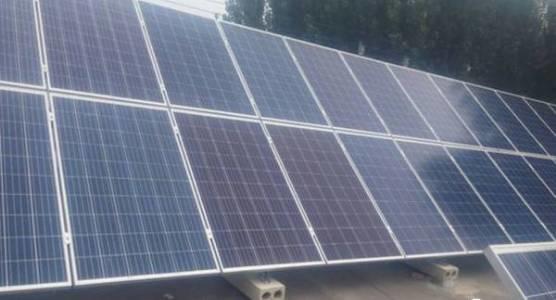 家里的光伏電站 組件有色差影響發電量與組件壽命么？