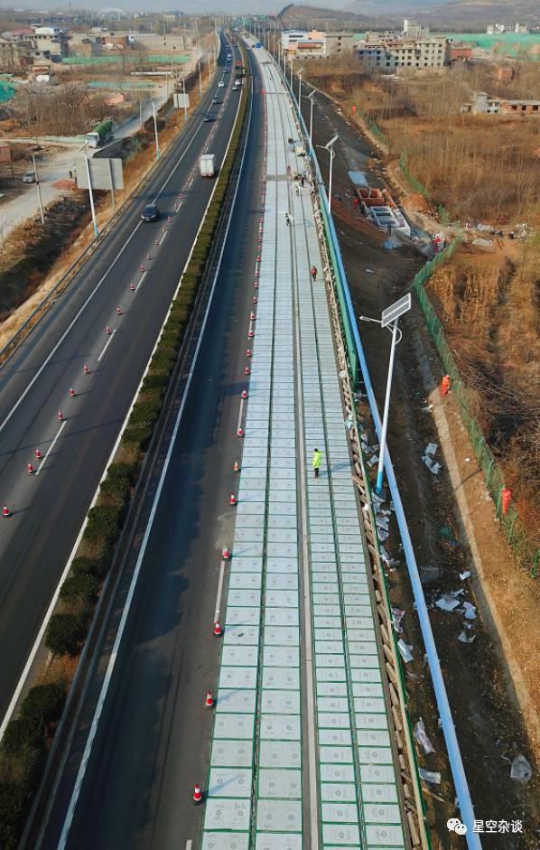 全球首條光伏高速公路現身中國， 邊開車邊充電不再遙遠！