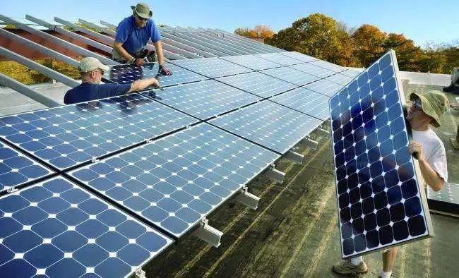 較量 | 特朗普對華貿易第一戰：太陽能電池板？！