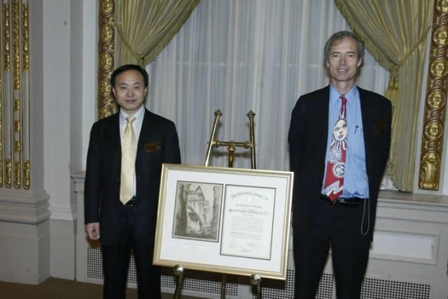 施正榮：僅以此文悼念我的師兄、朋友和同事Stuart Wenham 教授