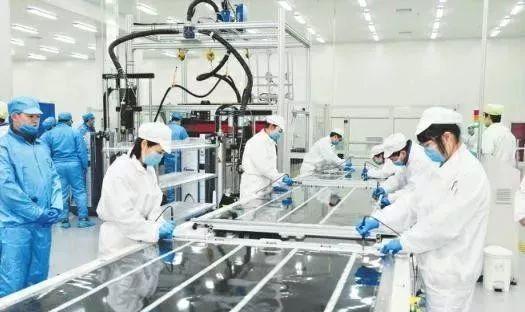 視頻：大同首條柔性薄膜太陽能電池產線順利投產運營