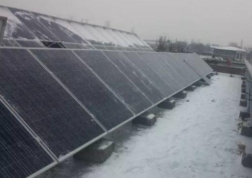 初雪辣么美！你家的光伏電池板還好嗎？