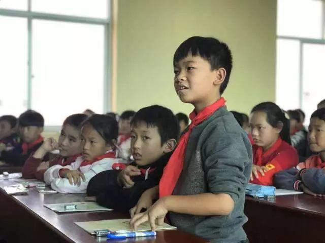 小杰公益|記云川陽光校園公益行