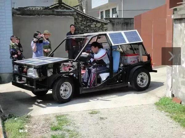 【光伏科普】高手在民間 花1.5萬造出能跑70公里的光伏汽車！