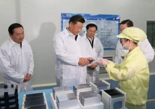 習近平總書記光伏扶貧的決心：1次下光伏車間2次進光伏園區2次看光伏扶貧電站！