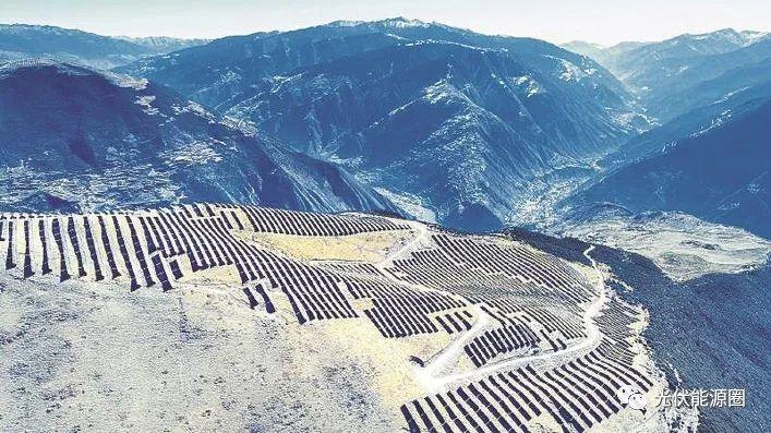 3800米雪山上也能安裝光伏電站？！