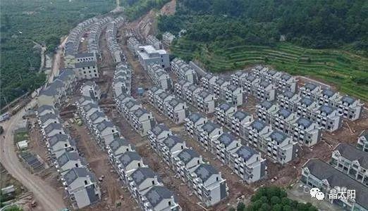 光伏讓村集體收入實現(xiàn)從3000到60萬的跨度，這大概就是“別人家的家鄉(xiāng)”了吧！