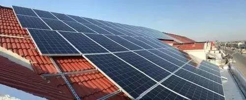 裝一個光伏電站,每個月光賣電就能掙2300元 裝一個光伏電站,每個月光賣電就能掙2300元