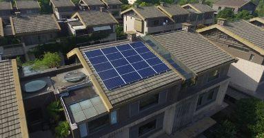 多地光伏電站發(fā)電量爆表！兩招輕松讓你家的光伏電站發(fā)電量超過鄰居！（附識別靠譜安裝商的方法！）
