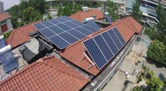 光伏施工人員從高空墜落致死誰該承擔責任？附光伏電站施工現場安全規范